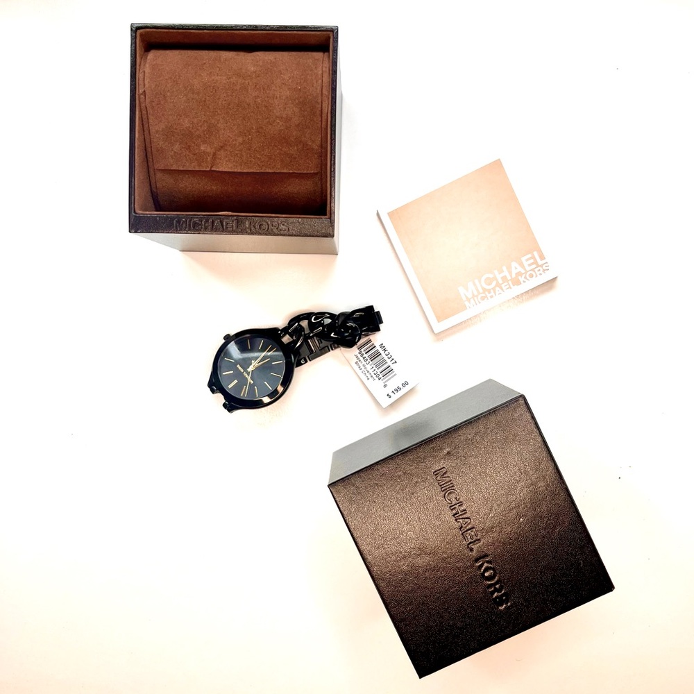 MICHKEL KORS Watch - Picture 9 of 10